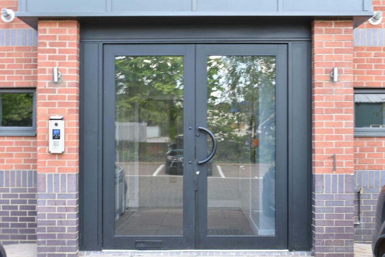 Watford Apartments Century House, Self Contained Units Watford (Hertfordshire) Exterior foto